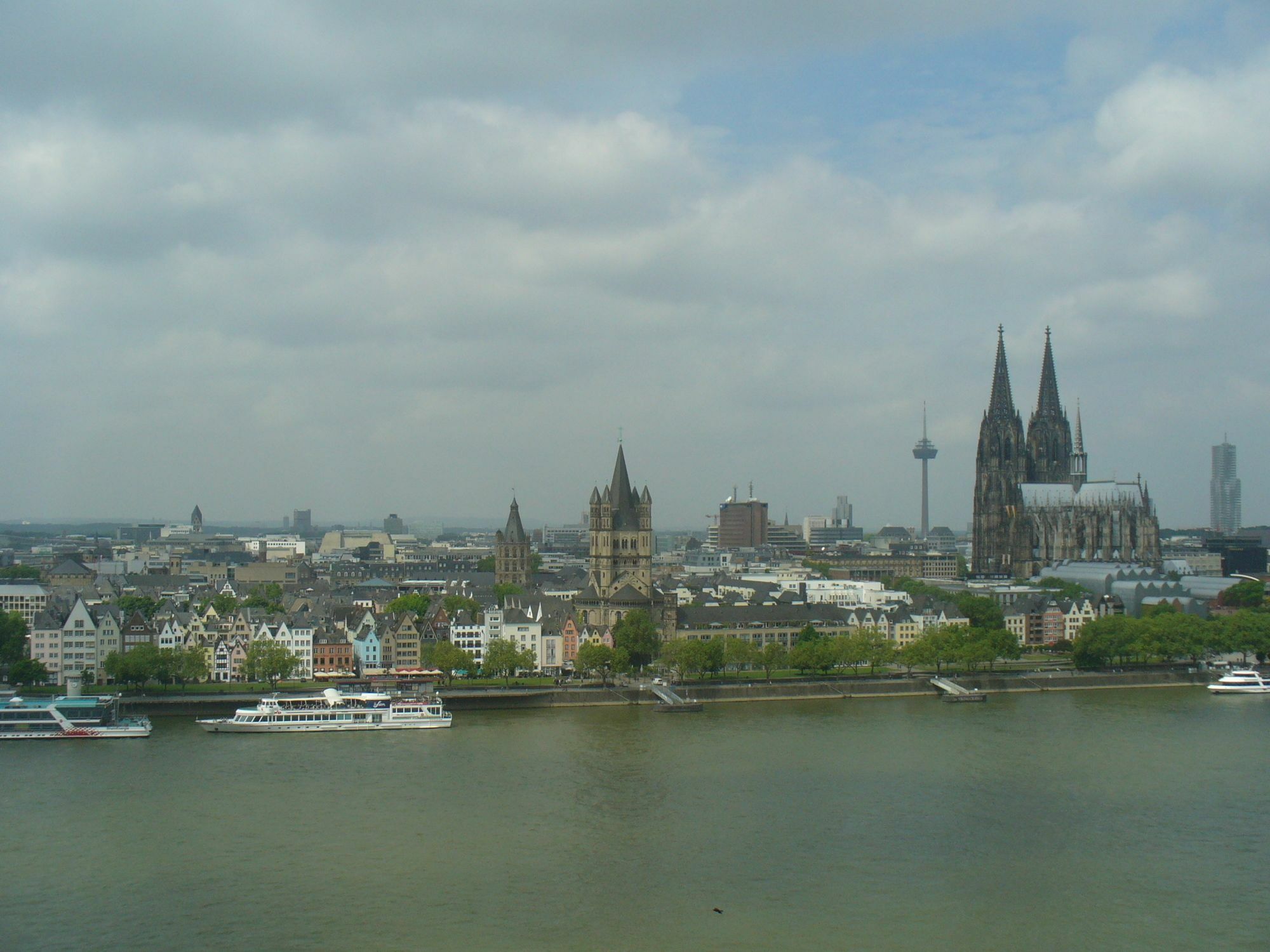Ferienwohnung Rheinaue Cologne Exterior photo